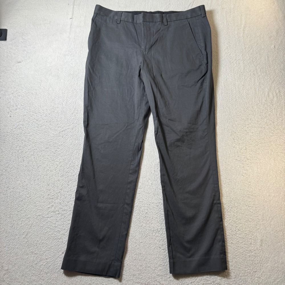 EXPRESS Photographer Pants Charcoal Gray Flat Front Chinos Men 34x30 Versatile‎